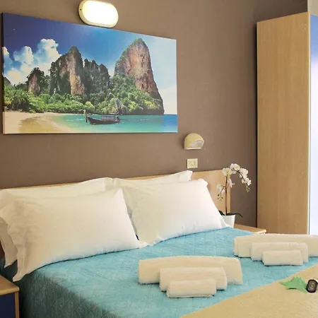 Hotel Adria Mare Beach 3*