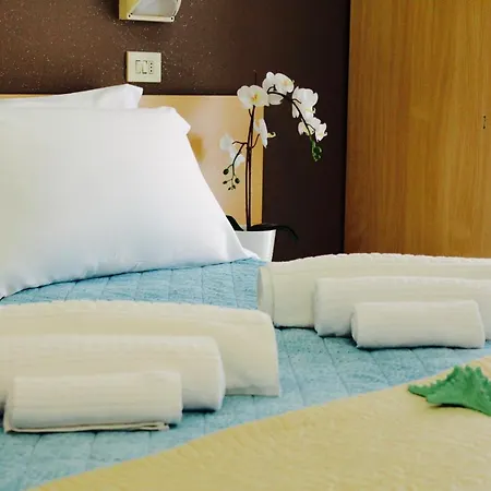 Hotel Adria Mare Beach 3*
